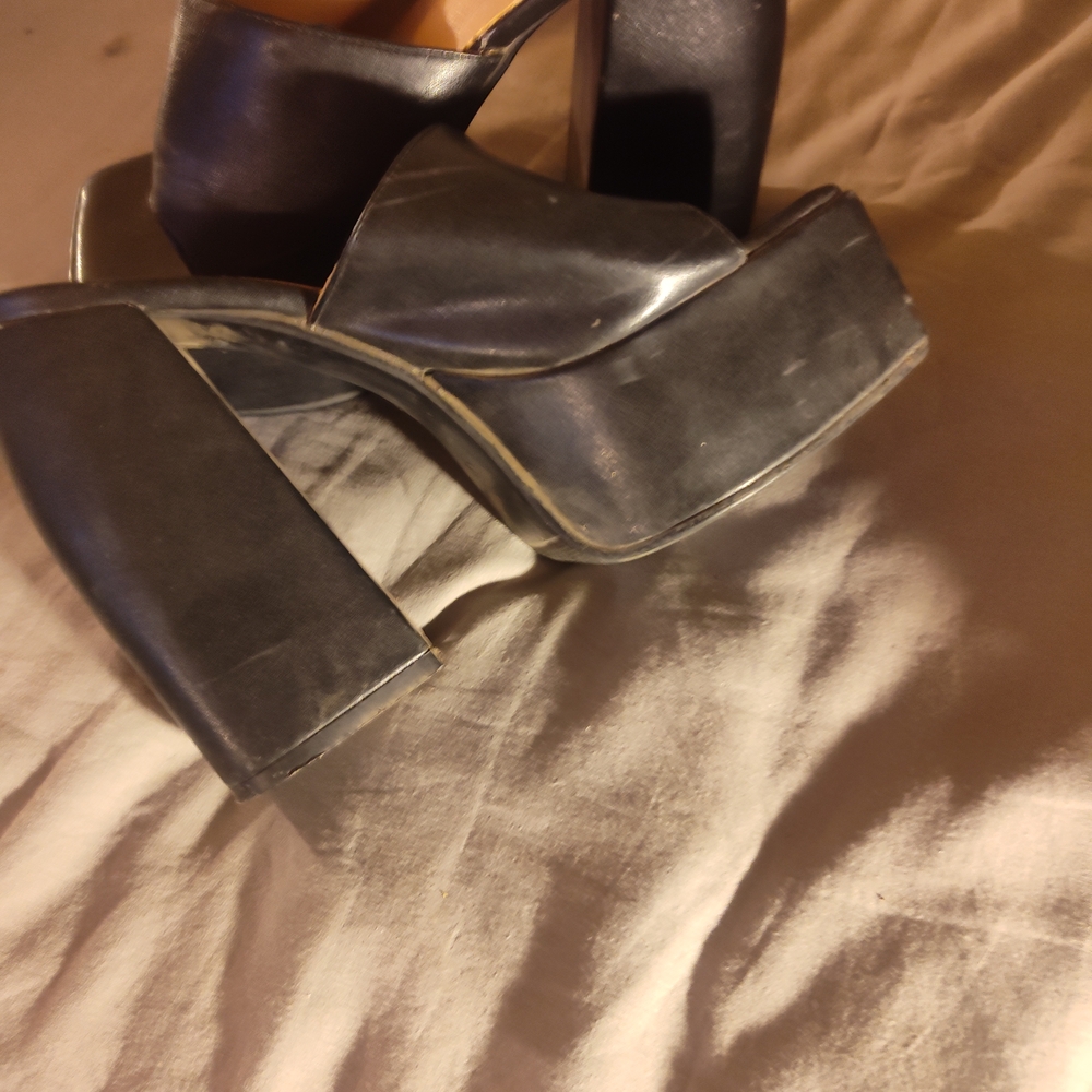 Elegant Black Platform Heels